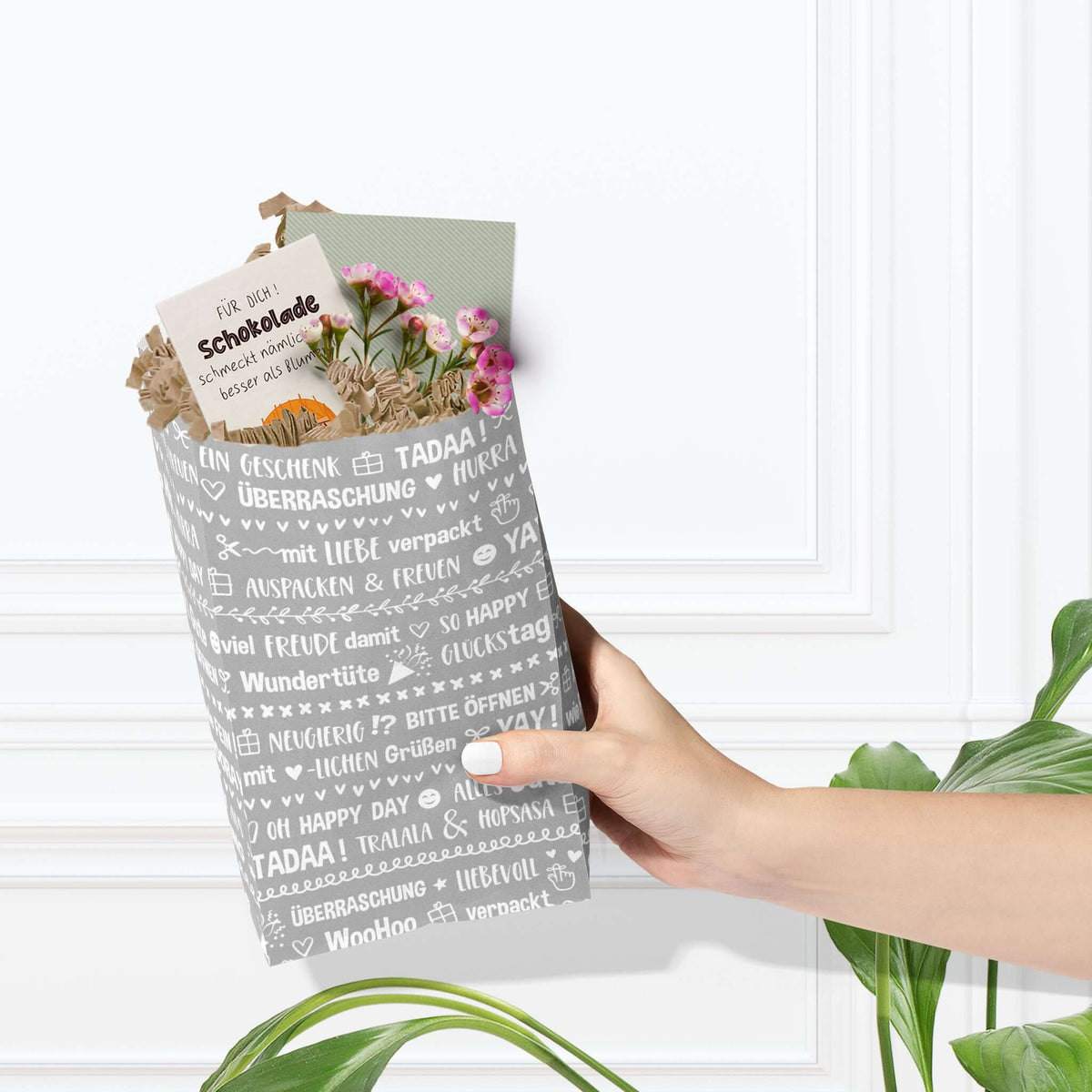 Geschenktüte Papiertüte Verpackungstüte grau Beispiel