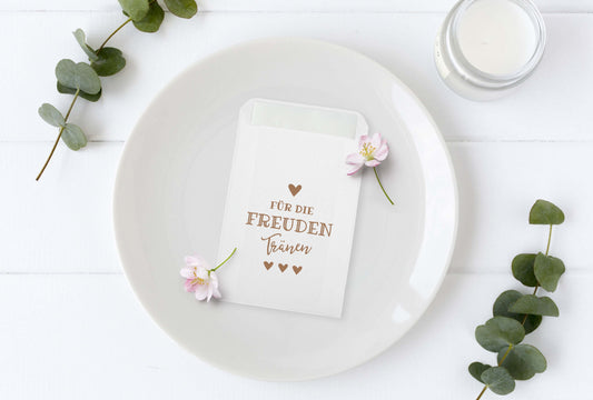 Dekorationsbeispiel Freudentränen Taschentücher Hüllen "Für die Freudentränen" braun