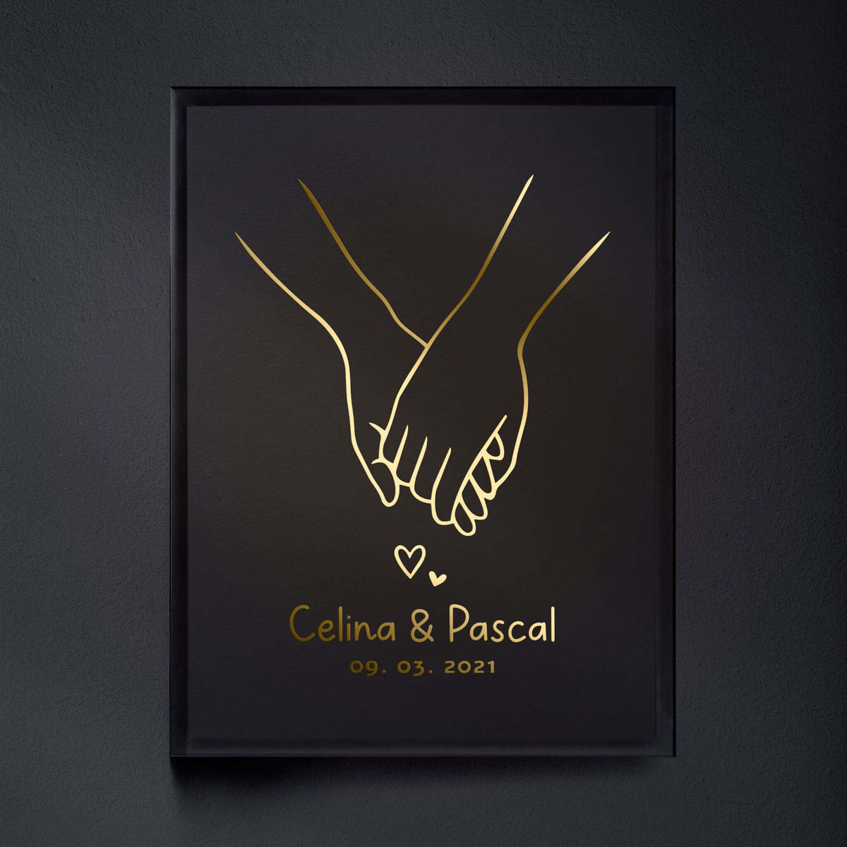 Personalisiertes Poster für Paare – Hand in Hand mit Namen & Datum