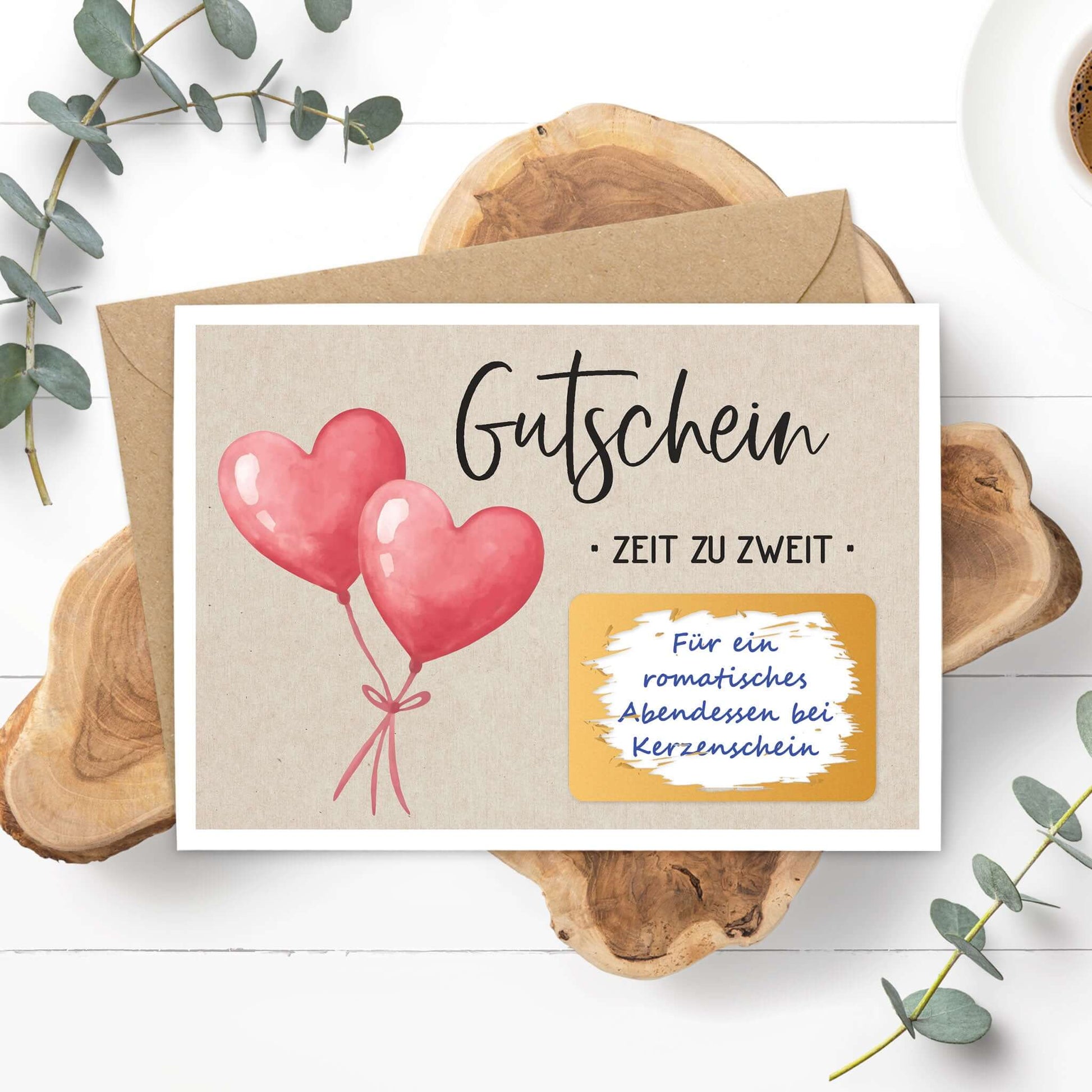 Rubbel Gutschein Zeit zu Zweit mit Herzballons und Umschlag für romantische Überraschungen.