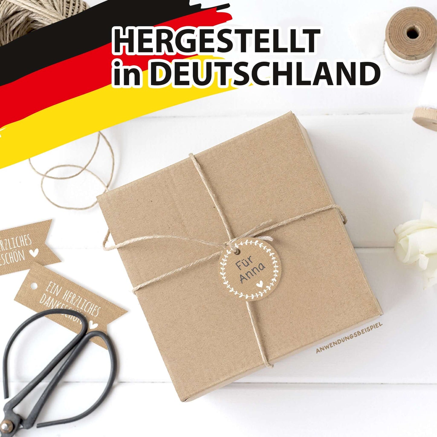 Geschenkanhänger im Jute-Look an Geschenkbox, hergestellt in Deutschland