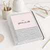 Flexibook Ringordner A4 Design Really Good Stuff auf Schreibtisch
