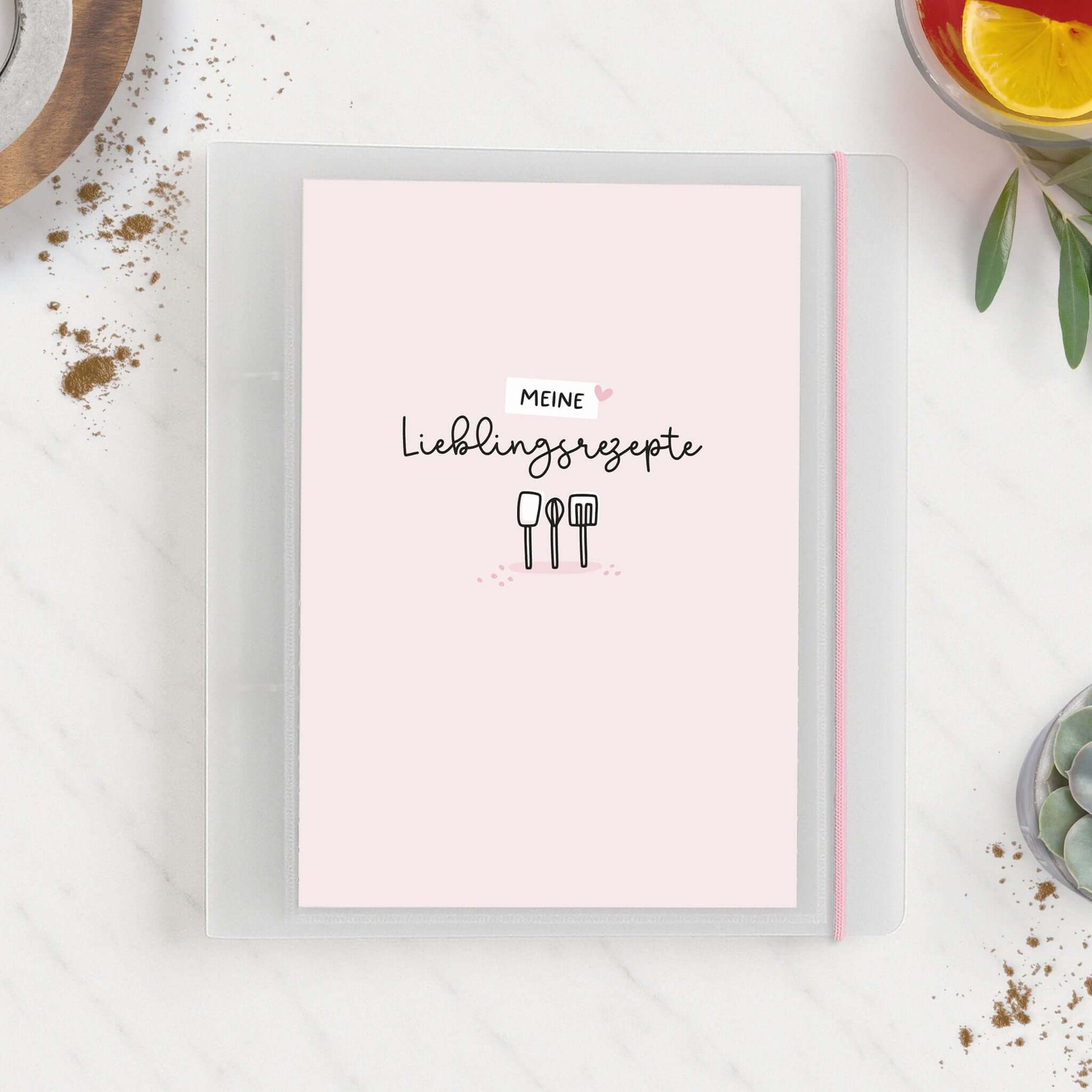 Flexibook „Meine Lieblingsrezepte“ auf Marmor-Untergrund