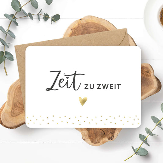 Karte Zeit zu zweit dekorativ auf Holz