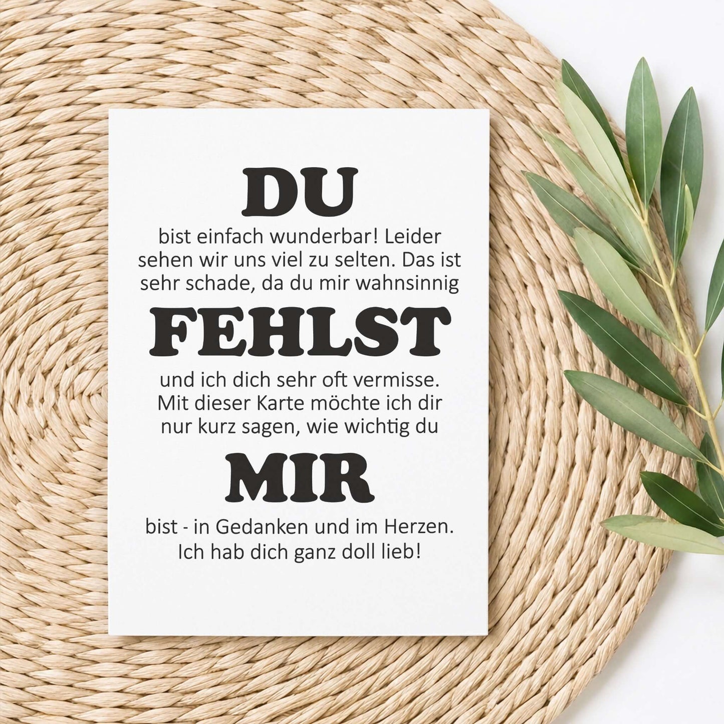 Postkarte Du fehlst mir personalisiert – in Händen gehalten, Grußkarte Freundschaft