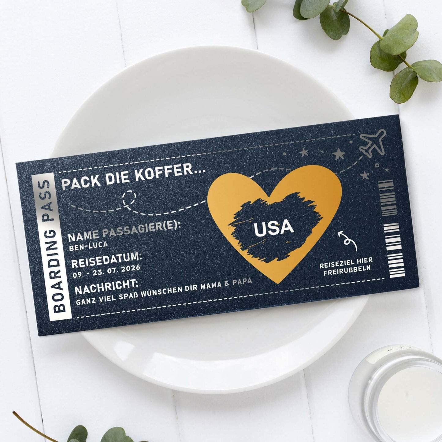 Rubbelkarte Boarding Pass Dunkelblau Schimmer Goldfolie – Reisegutschein USA personalisiert auf Teller