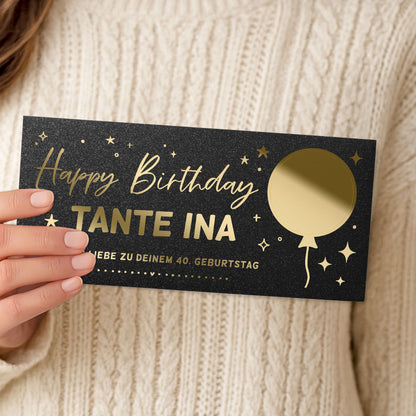 Rubbelkarte Geburtstag personalisiert schwarz – Goldfolie, Luftballon-Design, in der Hand